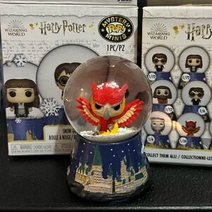 Funko Harry Potter Fawkes the Phoenix Snow Globe